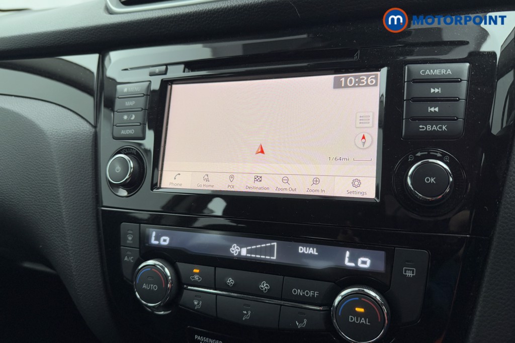 Nissan Qashqai Acenta Premium Automatic Petrol SUV - Stock Number (1571645) - 8th supplementary image