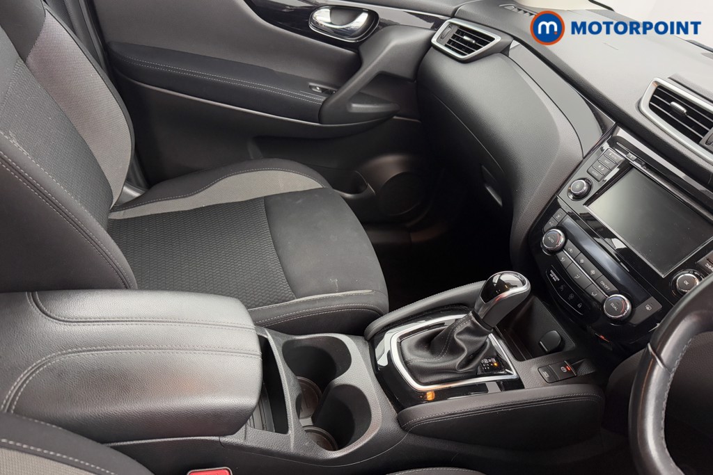 Nissan Qashqai Acenta Premium Automatic Petrol SUV - Stock Number (1571645) - 16th supplementary image