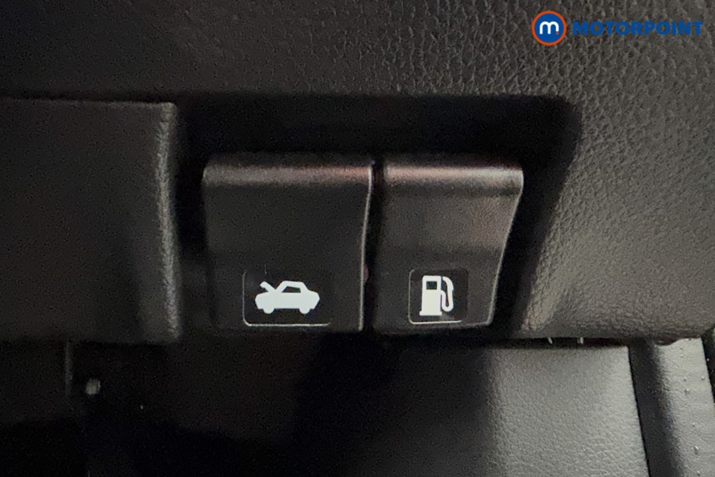 Nissan Qashqai Acenta Premium Automatic Petrol SUV - Stock Number (1571645) - 18th supplementary image