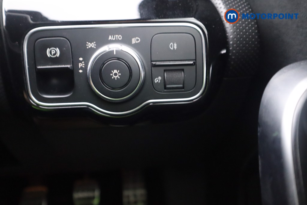 Mercedes-Benz A Class Amg Line Manual Petrol Saloon - Stock Number (1572073) - 9th supplementary image