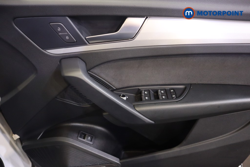Audi Q5 S Line Automatic Petrol SUV - Stock Number (1572410) - 7th supplementary image