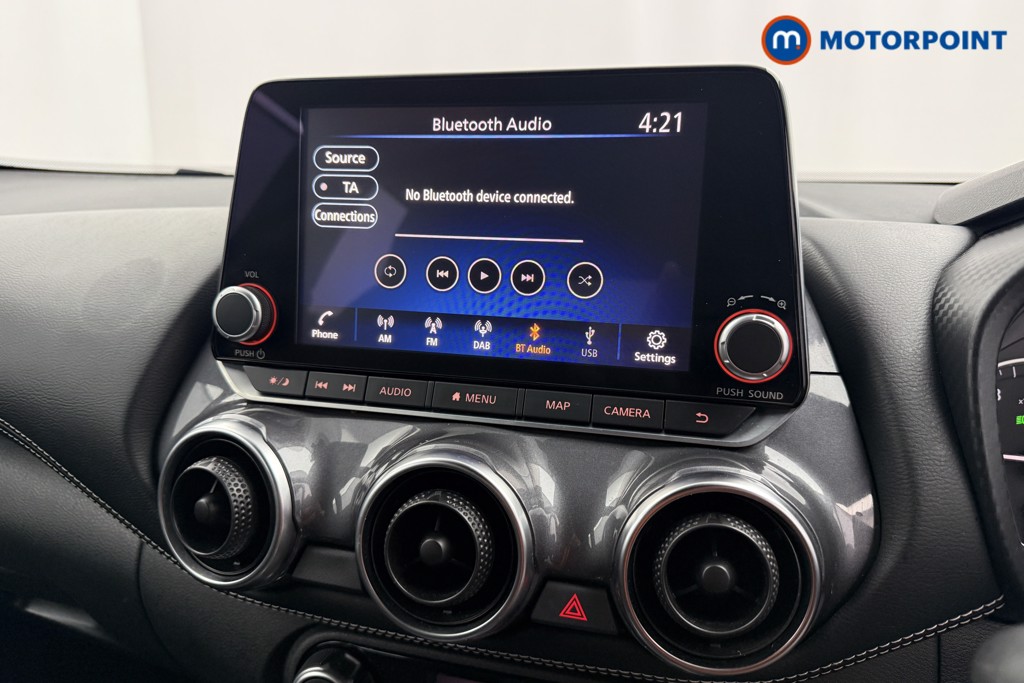 Nissan Juke N-Connecta Automatic Petrol SUV - Stock Number (1572672) - 8th supplementary image