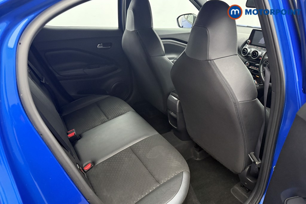 Nissan Juke N-Connecta Automatic Petrol SUV - Stock Number (1572672) - 19th supplementary image