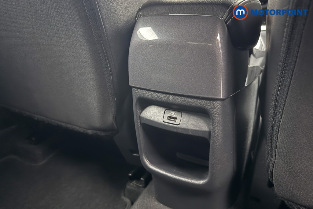 Nissan Juke N-Connecta Automatic Petrol SUV - Stock Number (1572672) - 20th supplementary image
