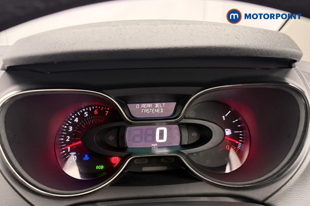 Renault Captur Iconic Manual Petrol SUV - Stock Number (1573120) - 4th supplementary image