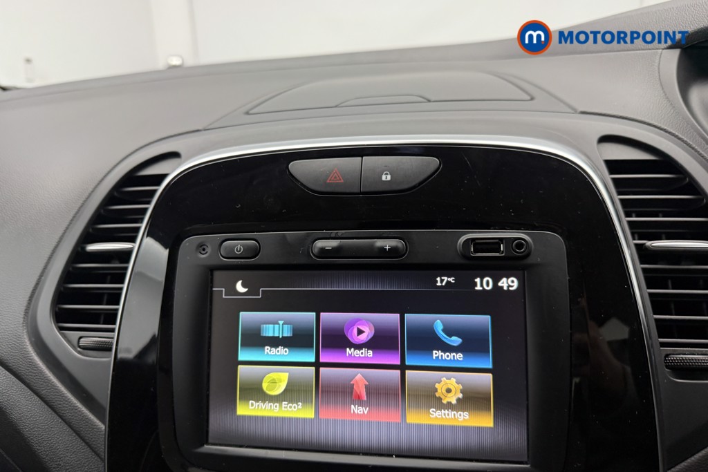 Renault Captur Iconic Manual Petrol SUV - Stock Number (1573120) - 5th supplementary image