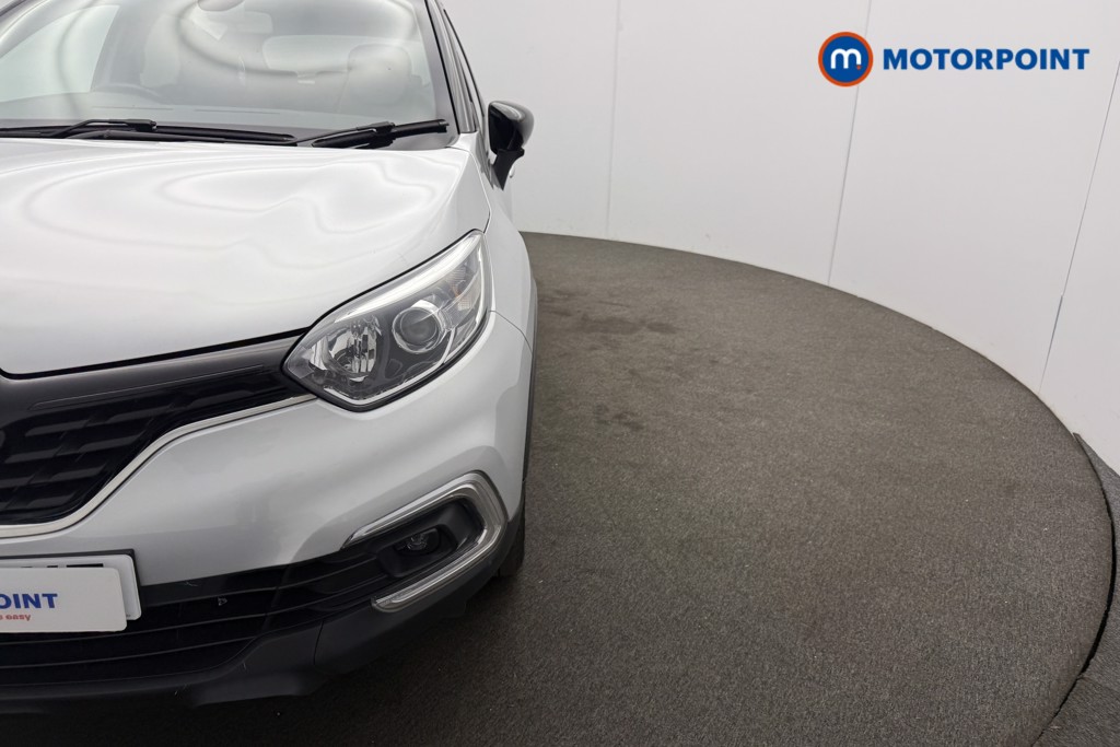 Renault Captur Iconic Manual Petrol SUV - Stock Number (1573120) - 20th supplementary image