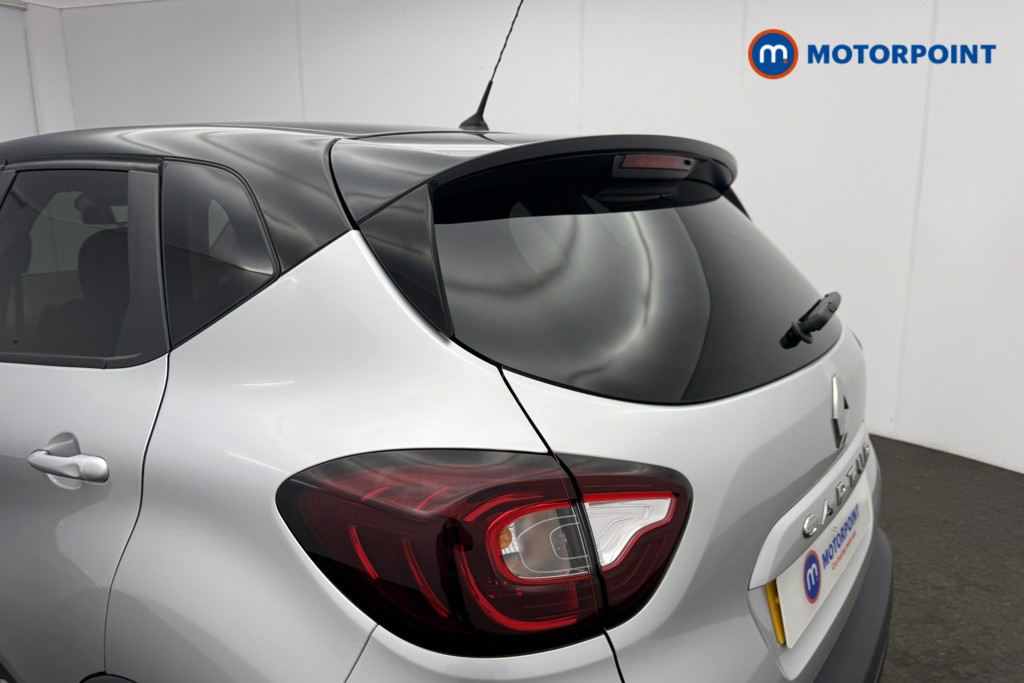 Renault Captur Iconic Manual Petrol SUV - Stock Number (1573120) - 23rd supplementary image