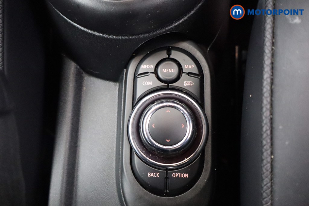 Mini Hatchback Cooper S Exclusive Automatic Petrol Hatchback - Stock Number (1573567) - 9th supplementary image