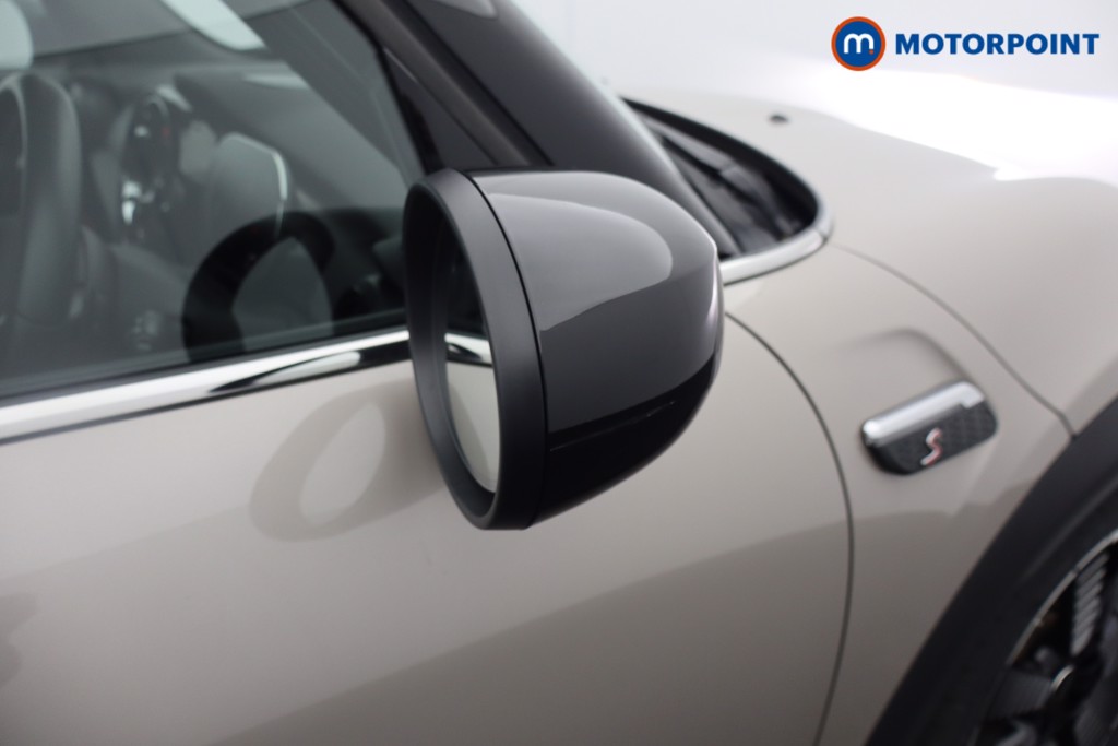 Mini Hatchback Cooper S Exclusive Automatic Petrol Hatchback - Stock Number (1573567) - 16th supplementary image