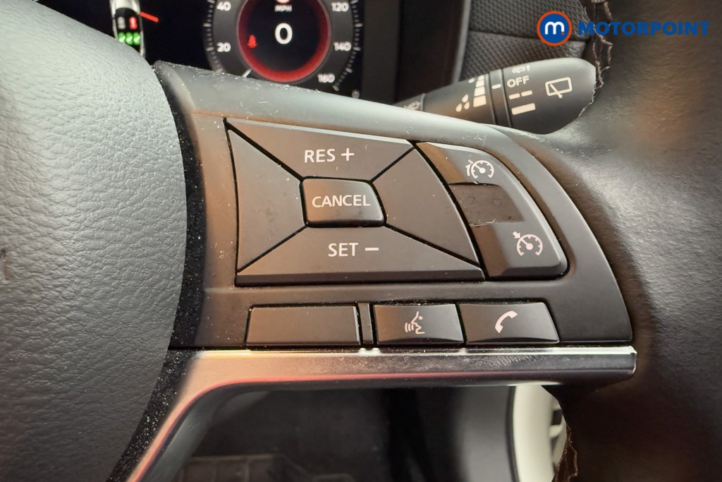 Nissan Juke N-Connecta Automatic Petrol-Electric Hybrid SUV - Stock Number (1573767) - 5th supplementary image