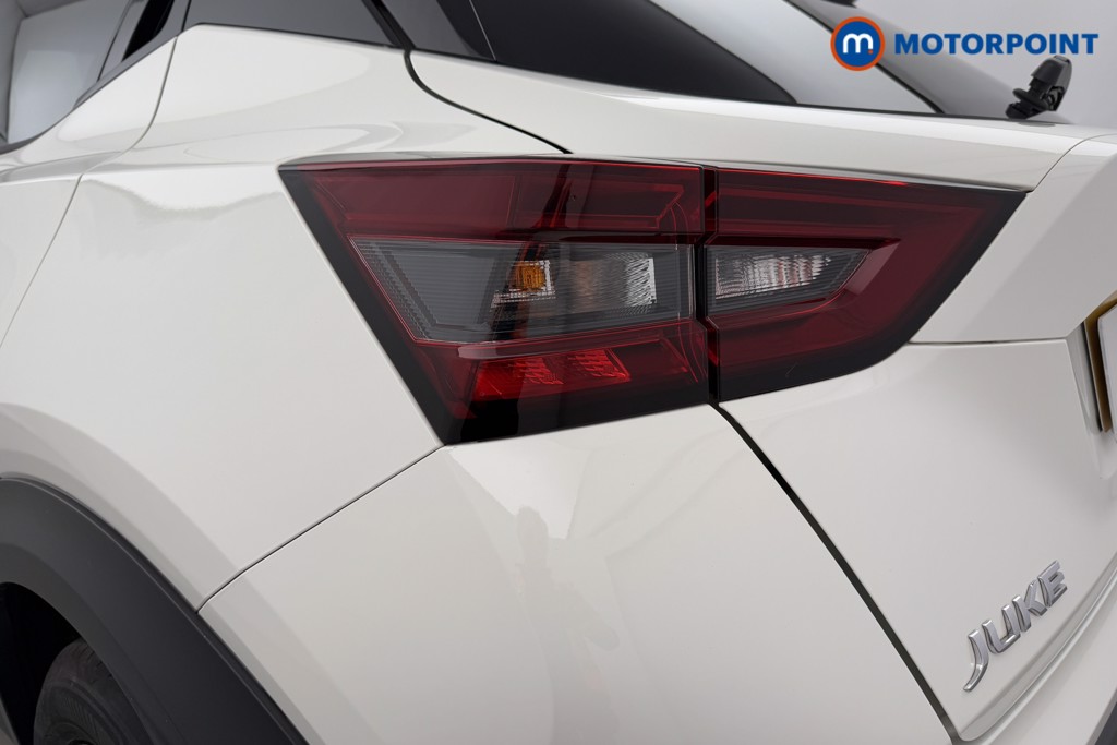 Nissan Juke N-Connecta Automatic Petrol-Electric Hybrid SUV - Stock Number (1573767) - 29th supplementary image
