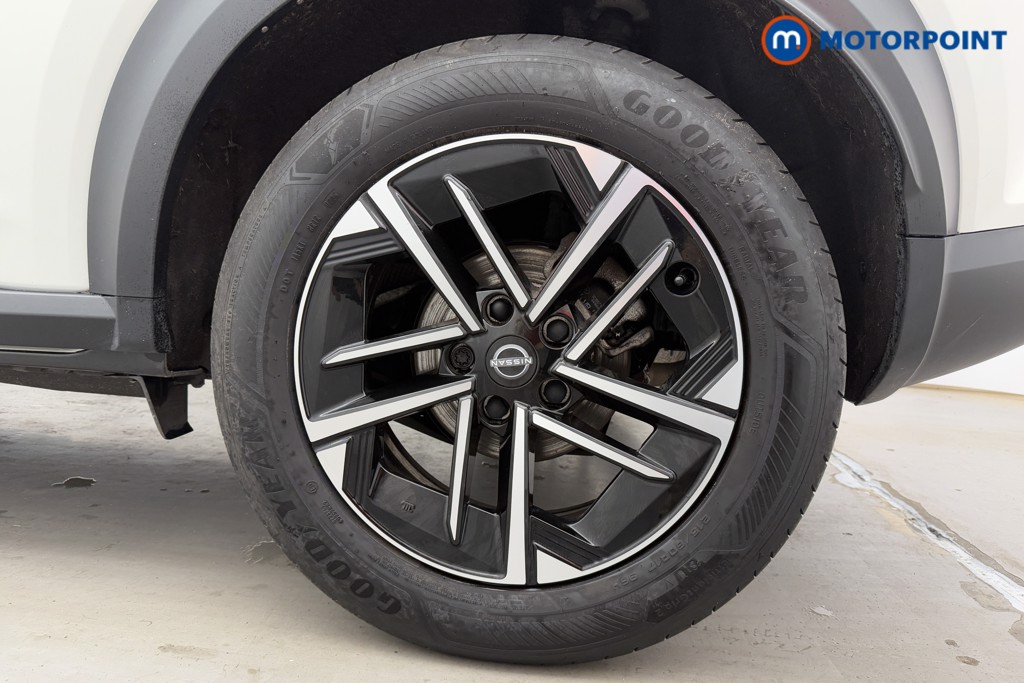 Nissan Juke N-Connecta Automatic Petrol-Electric Hybrid SUV - Stock Number (1573767) - 34th supplementary image