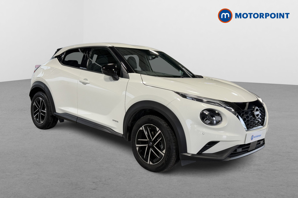 Nissan Juke N-Connecta Automatic Petrol-Electric Hybrid SUV - Stock Number (1573767) - Drivers side front corner