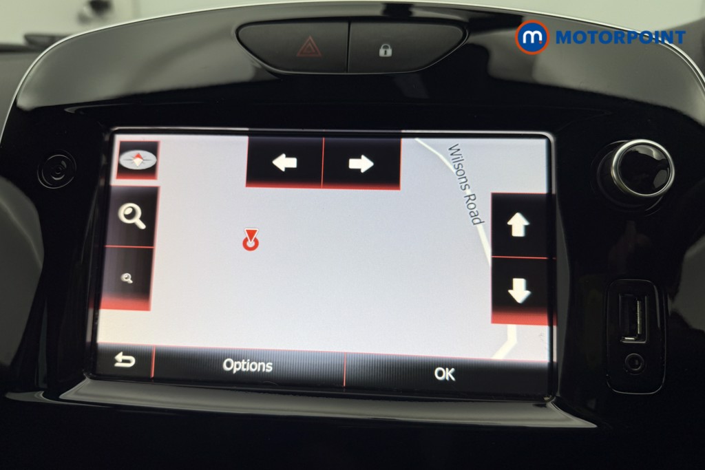 Renault Clio Iconic Manual Petrol Hatchback - Stock Number (1573836) - 2nd supplementary image