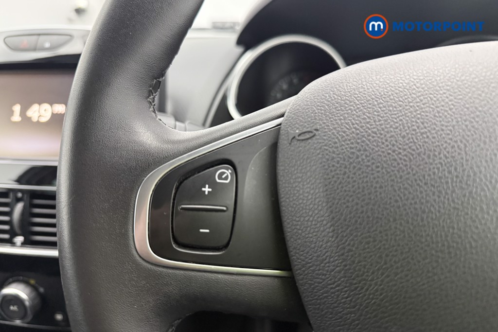 Renault Clio Iconic Manual Petrol Hatchback - Stock Number (1573836) - 14th supplementary image