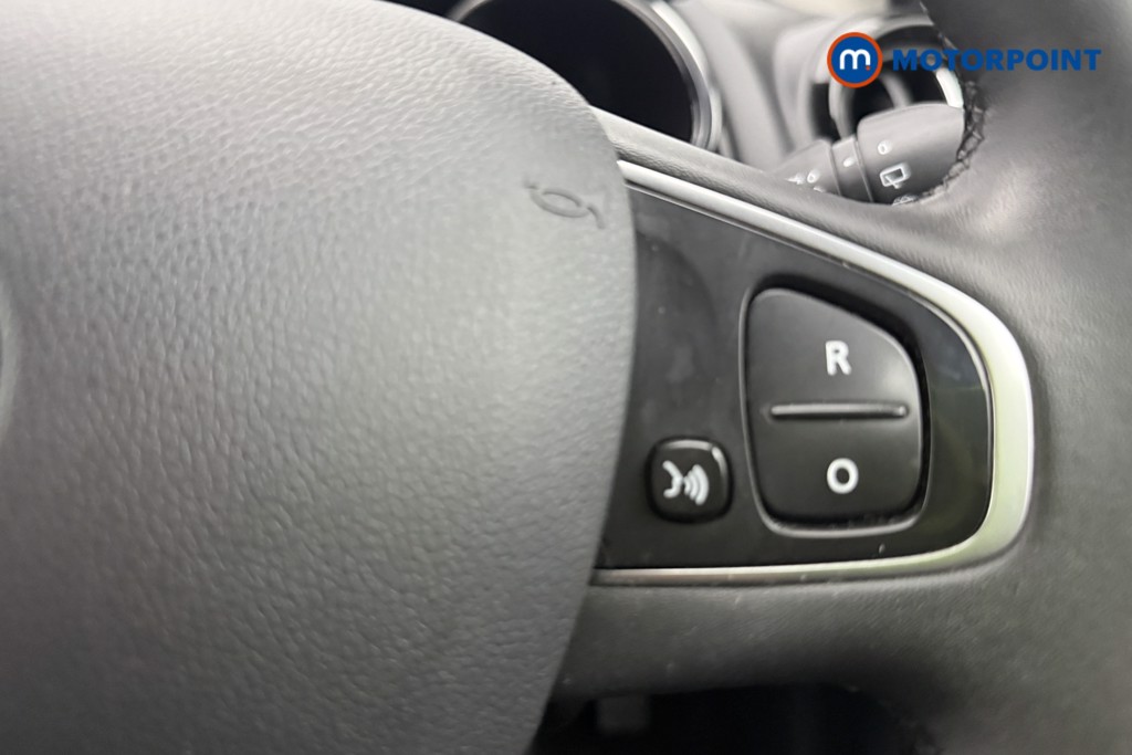 Renault Clio Iconic Manual Petrol Hatchback - Stock Number (1573836) - 15th supplementary image
