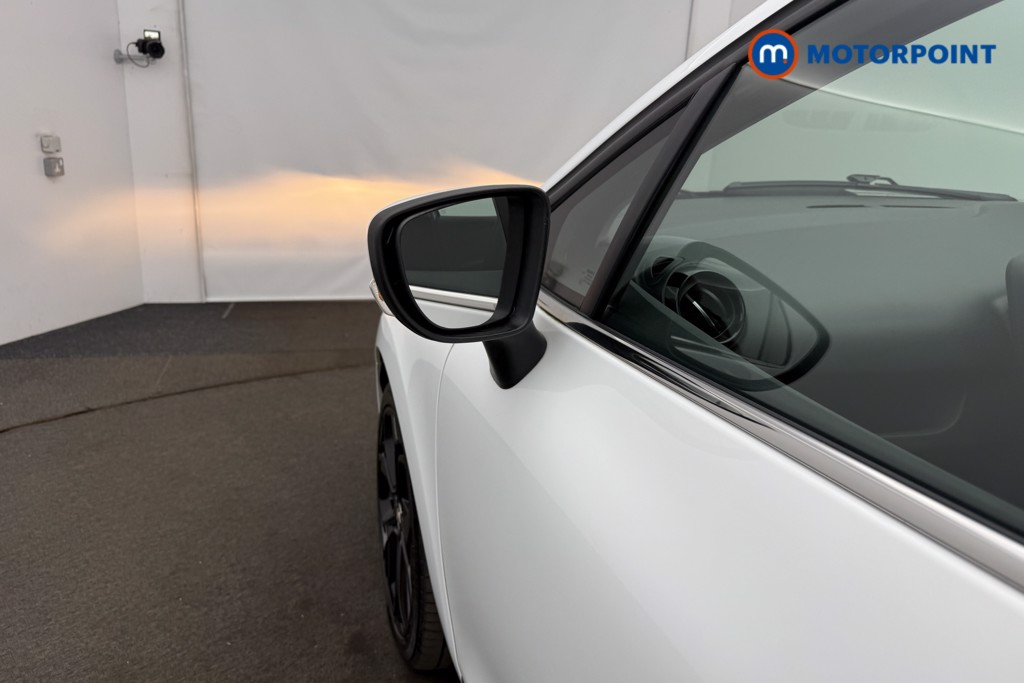 Renault Clio Iconic Manual Petrol Hatchback - Stock Number (1573836) - 27th supplementary image
