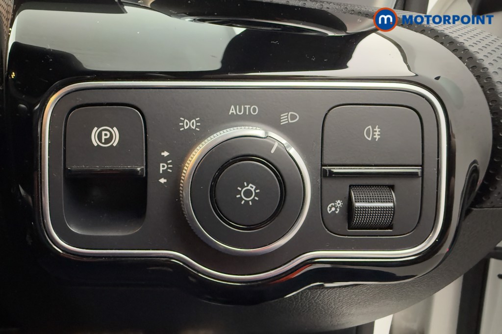 Mercedes-Benz CLA Amg Line Automatic Petrol Coupe - Stock Number (1573856) - 25th supplementary image
