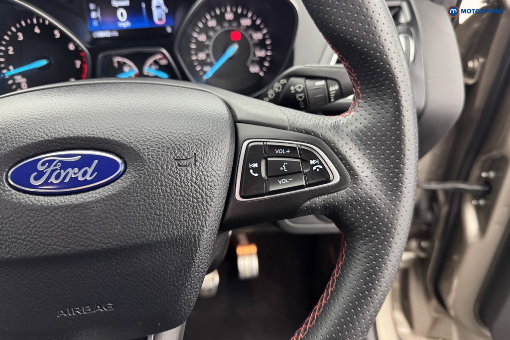 Ford Kuga St-Line Manual Petrol SUV - Stock Number (1573871) - 13th supplementary image