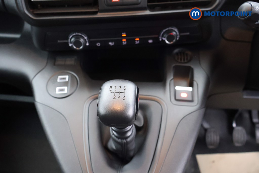Peugeot Partner Professional Manual Diesel Panel Van - Stock Number (1573970) - 6th supplementary image