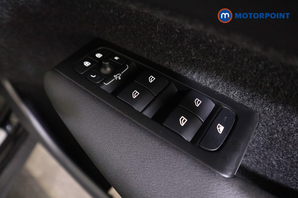 Volvo Xc40 Inscription Pro Automatic Petrol Plug-In Hybrid SUV - Stock Number (1574017) - 9th supplementary image