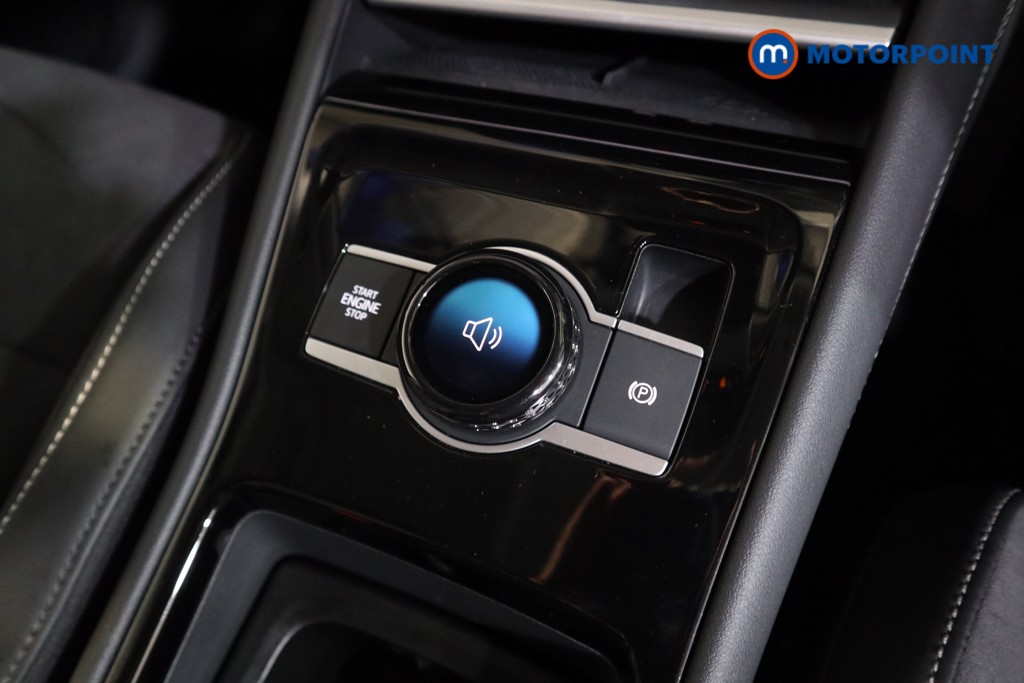 Volkswagen Tiguan Elegance Automatic Petrol Plug-In Hybrid SUV - Stock Number (1574027) - 7th supplementary image