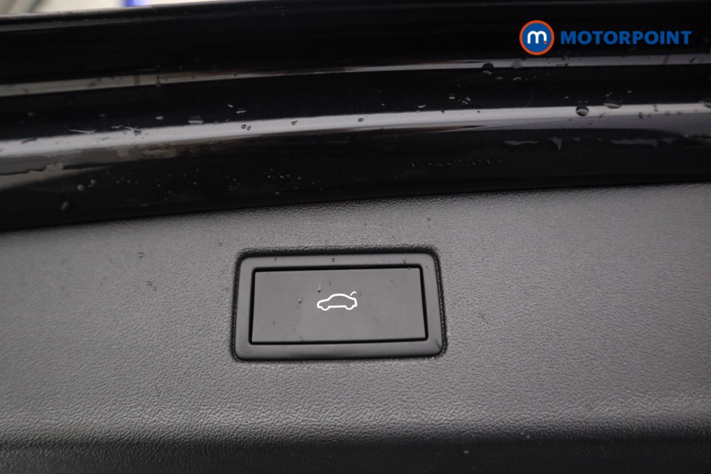 Volkswagen Tiguan Elegance Automatic Petrol Plug-In Hybrid SUV - Stock Number (1574027) - 14th supplementary image