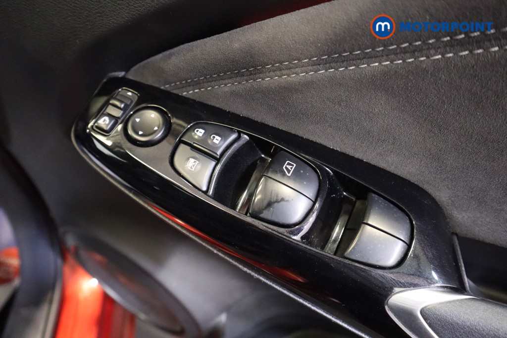 Nissan Juke Tekna-Plus Automatic Petrol SUV - Stock Number (1574132) - 9th supplementary image