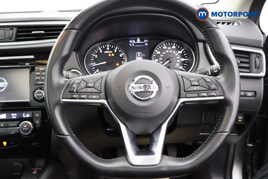 Nissan Qashqai Tekna Manual Petrol SUV - Stock Number (1575144) - 1st supplementary image