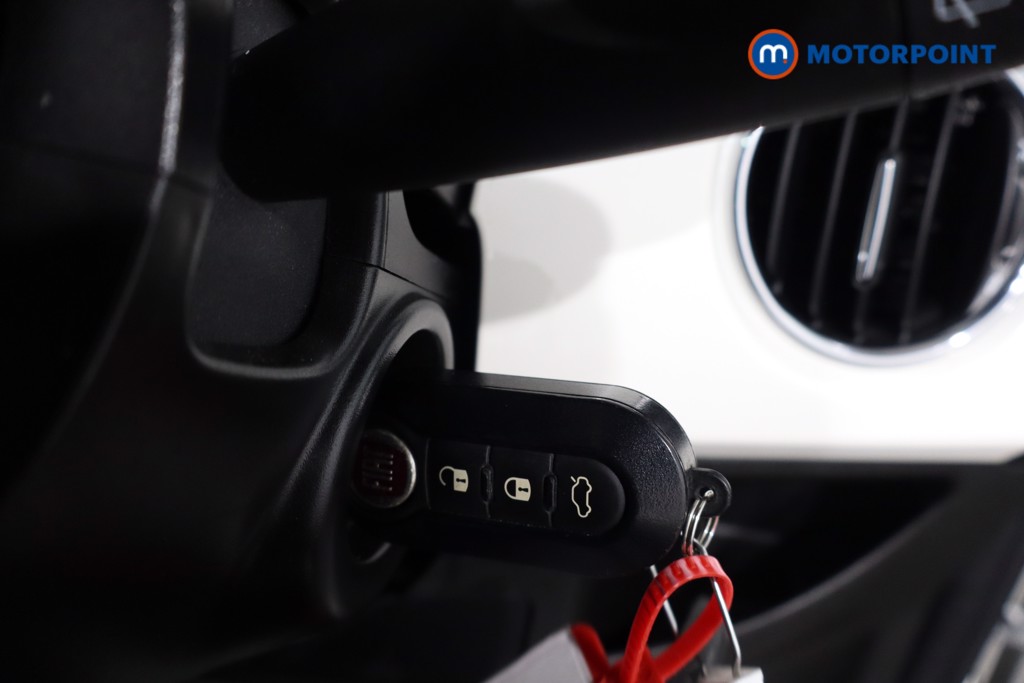 Fiat 500 Lounge Automatic Petrol Hatchback - Stock Number (1575434) - 11th supplementary image