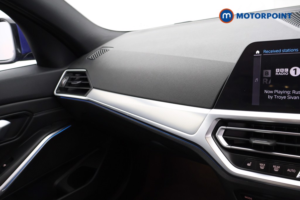 BMW 3 Series M Sport Automatic Petrol Plug-In Hybrid Saloon - Stock Number (1575472) - 7th supplementary image