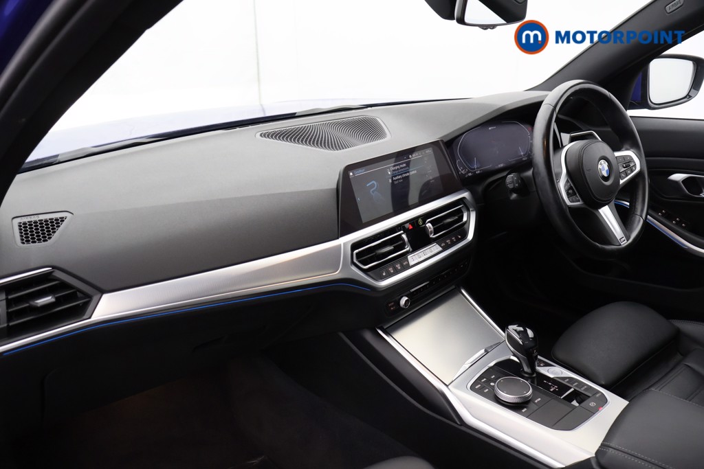 BMW 3 Series M Sport Automatic Petrol Plug-In Hybrid Saloon - Stock Number (1575472) - 14th supplementary image