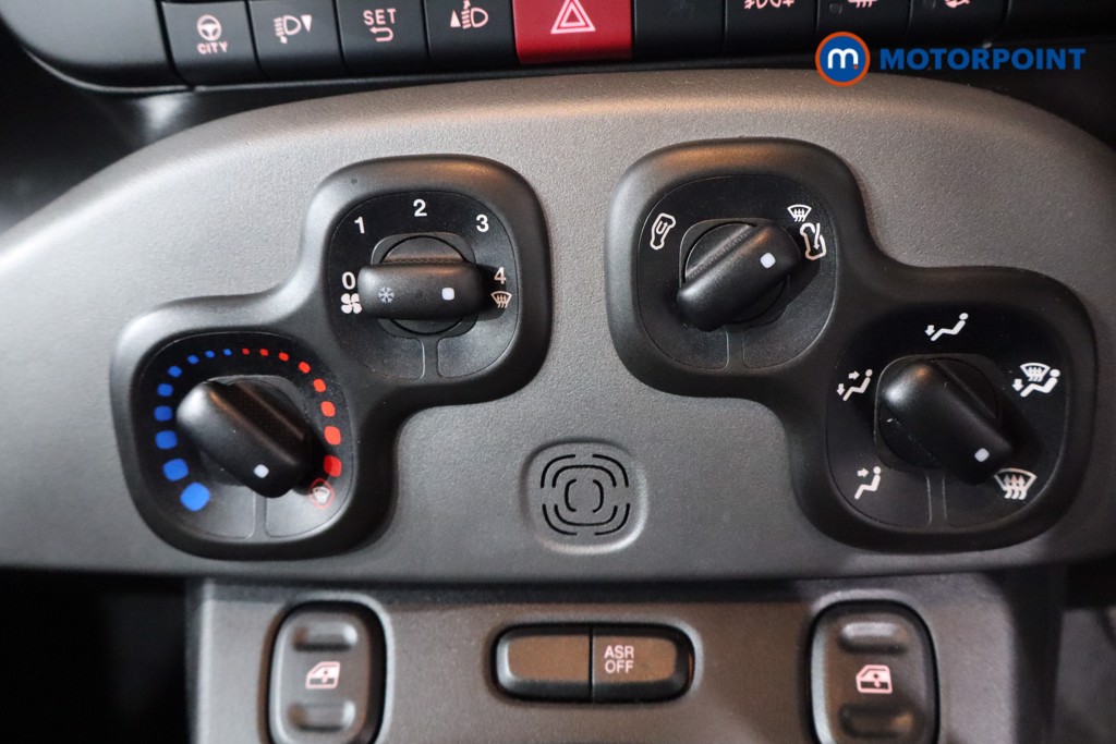 Fiat Panda City Life Manual Petrol-Electric Hybrid Hatchback - Stock Number (1575620) - 16th supplementary image
