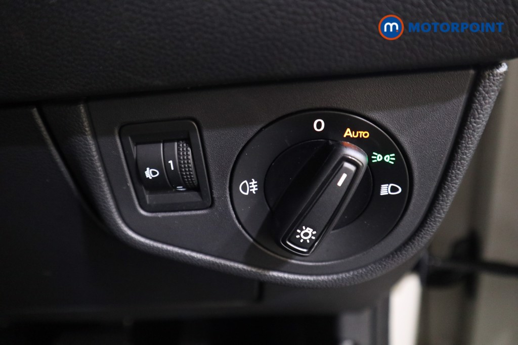 Volkswagen Polo Life Automatic Petrol Hatchback - Stock Number (1575723) - 9th supplementary image