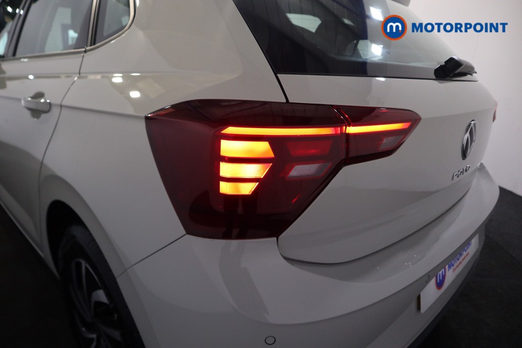 Volkswagen Polo Life Automatic Petrol Hatchback - Stock Number (1575723) - 20th supplementary image