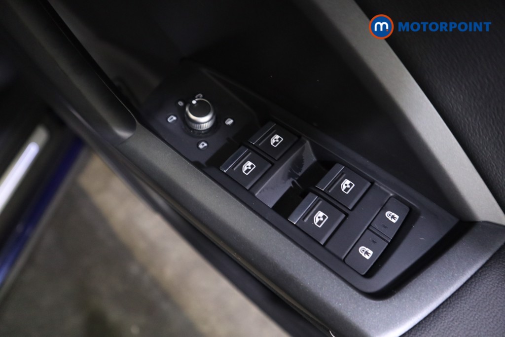 Audi Q3 S Line Automatic Petrol SUV - Stock Number (1575730) - 9th supplementary image