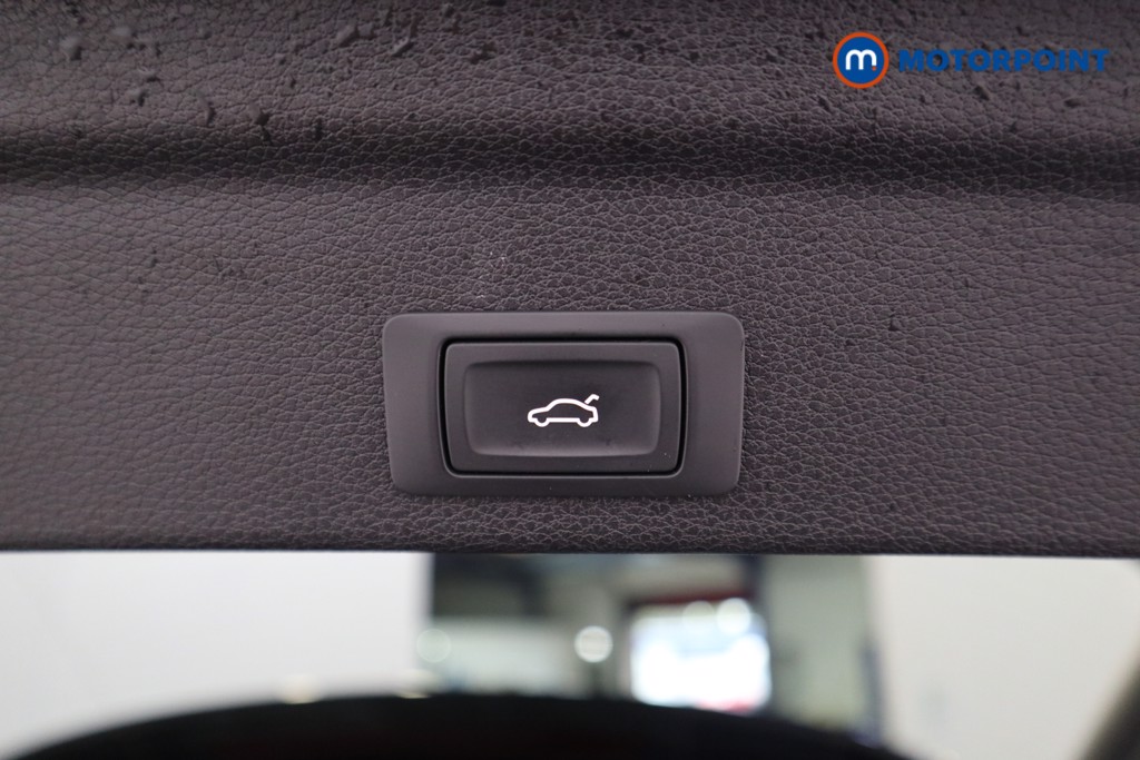 Audi Q3 S Line Automatic Petrol SUV - Stock Number (1575730) - 14th supplementary image