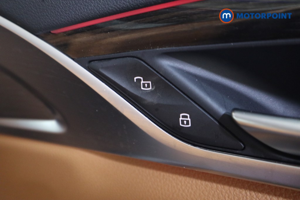 BMW 5 Series SE Automatic Petrol Estate - Stock Number (1575900) - 11th supplementary image