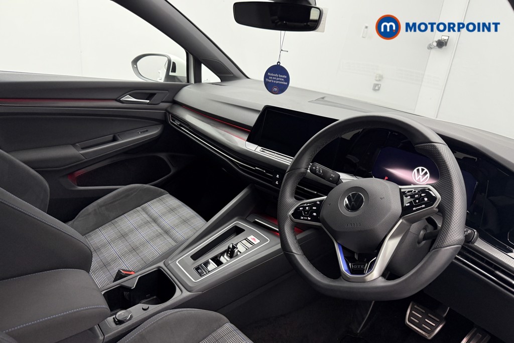 Volkswagen Golf GTE Automatic Petrol Plug-In Hybrid Hatchback - Stock Number (1575924) - 9th supplementary image