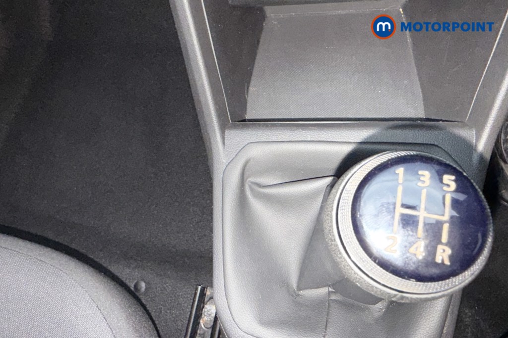 Dacia Sandero Essential Manual Petrol Hatchback - Stock Number (1575984) - 6th supplementary image