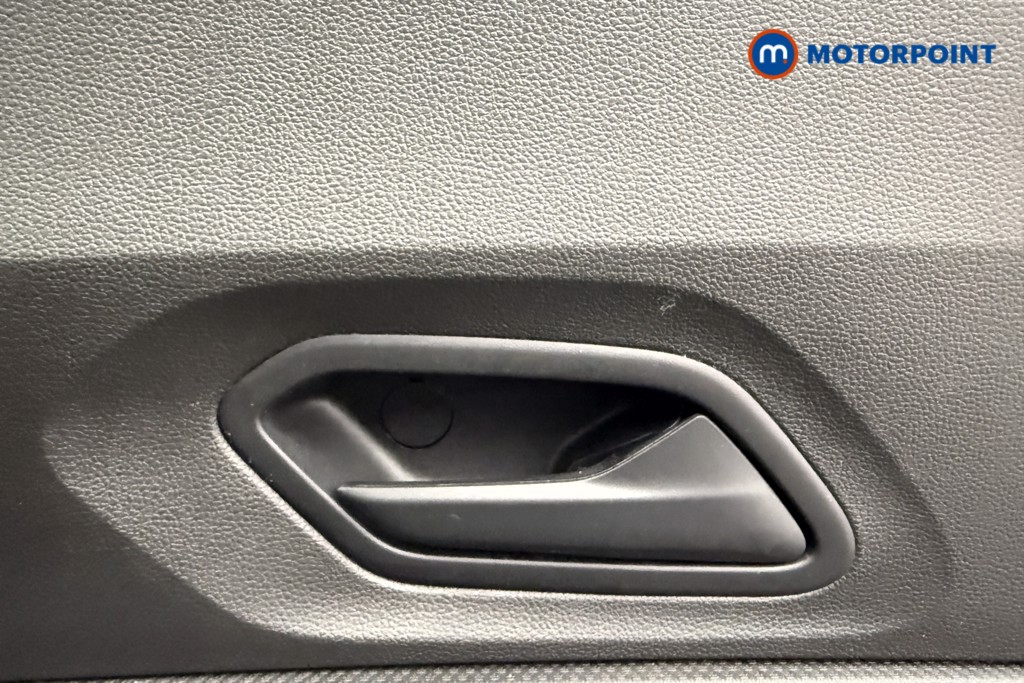 Dacia Sandero Essential Manual Petrol Hatchback - Stock Number (1575984) - 9th supplementary image