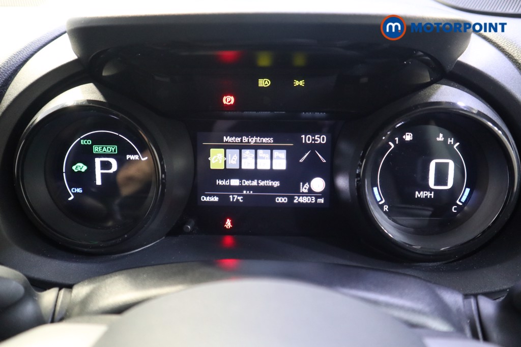 Toyota Yaris Dynamic Automatic Petrol-Electric Hybrid Hatchback - Stock Number (1576109) - 5th supplementary image