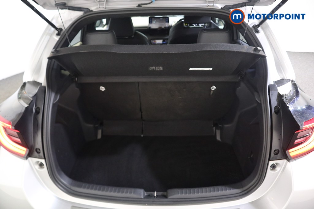 Toyota Yaris Dynamic Automatic Petrol-Electric Hybrid Hatchback - Stock Number (1576109) - 12th supplementary image