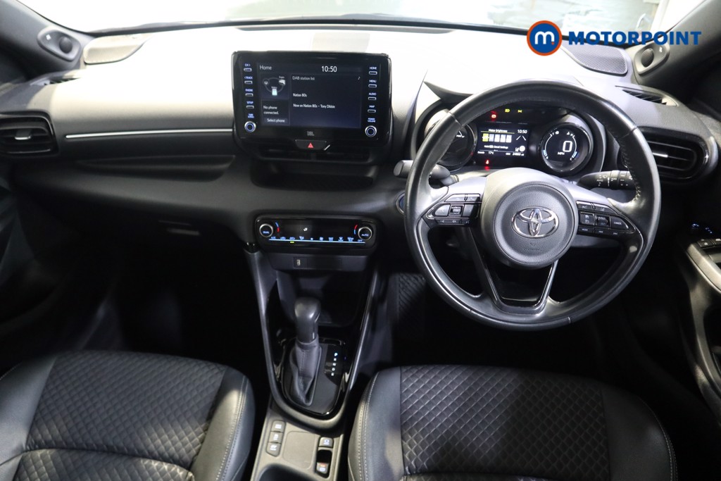 Toyota Yaris Dynamic Automatic Petrol-Electric Hybrid Hatchback - Stock Number (1576109) - 1st supplementary image