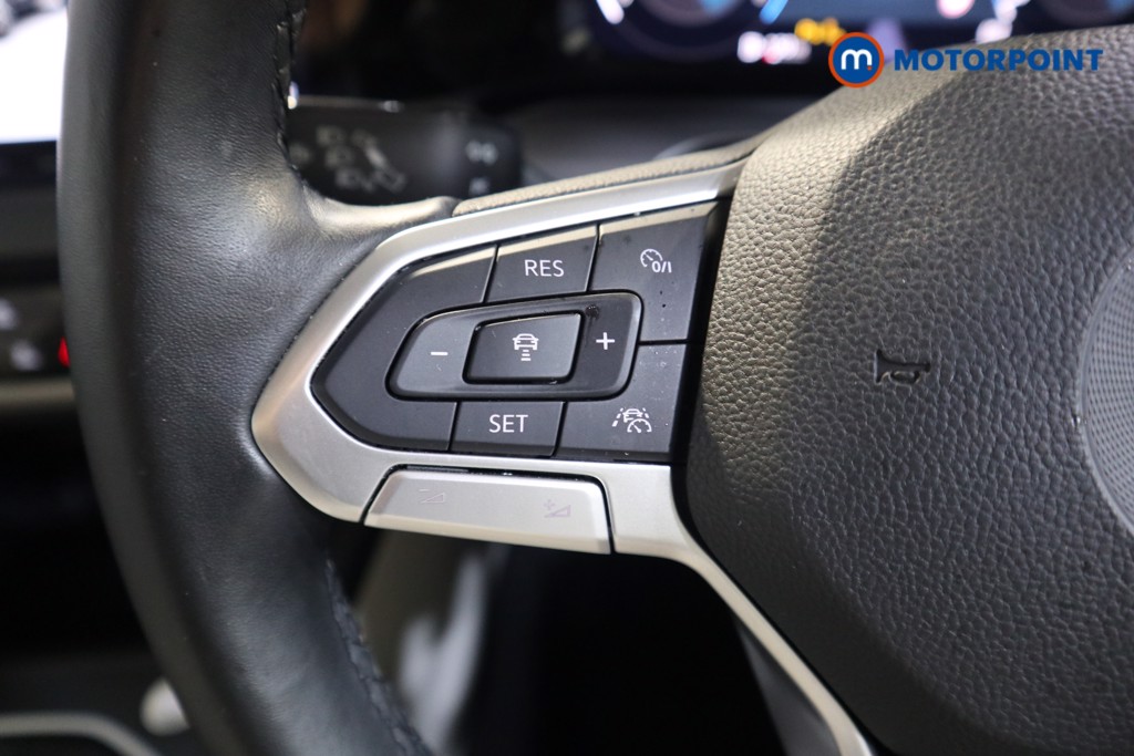 Volkswagen Golf Style Manual Petrol Hatchback - Stock Number (1576534) - 3rd supplementary image