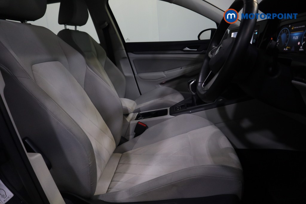 Volkswagen Golf Style Manual Petrol Hatchback - Stock Number (1576534) - 11th supplementary image