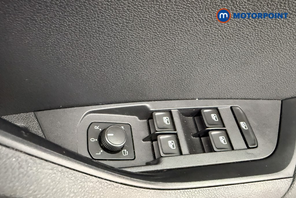 Skoda Karoq Se L Automatic Petrol SUV - Stock Number (1576543) - 16th supplementary image