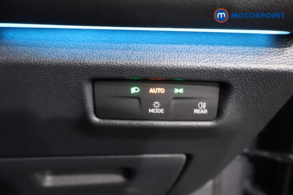 Volkswagen Tiguan Life Automatic Petrol SUV - Stock Number (1577159) - 19th supplementary image