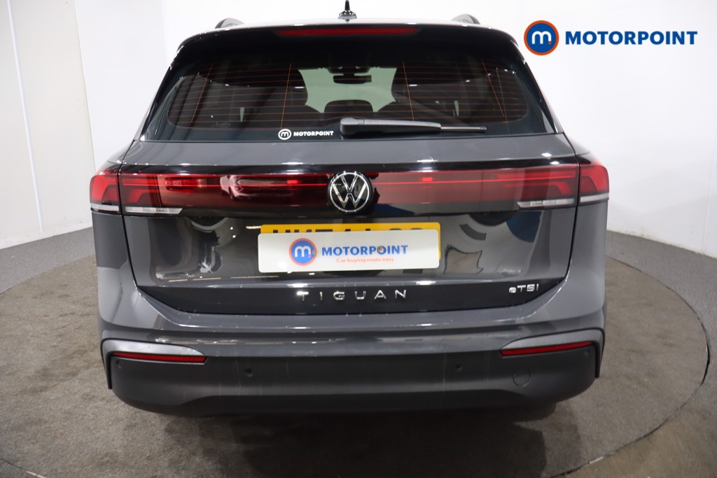 Volkswagen Tiguan Life Automatic Petrol SUV - Stock Number (1577159) - 37th supplementary image